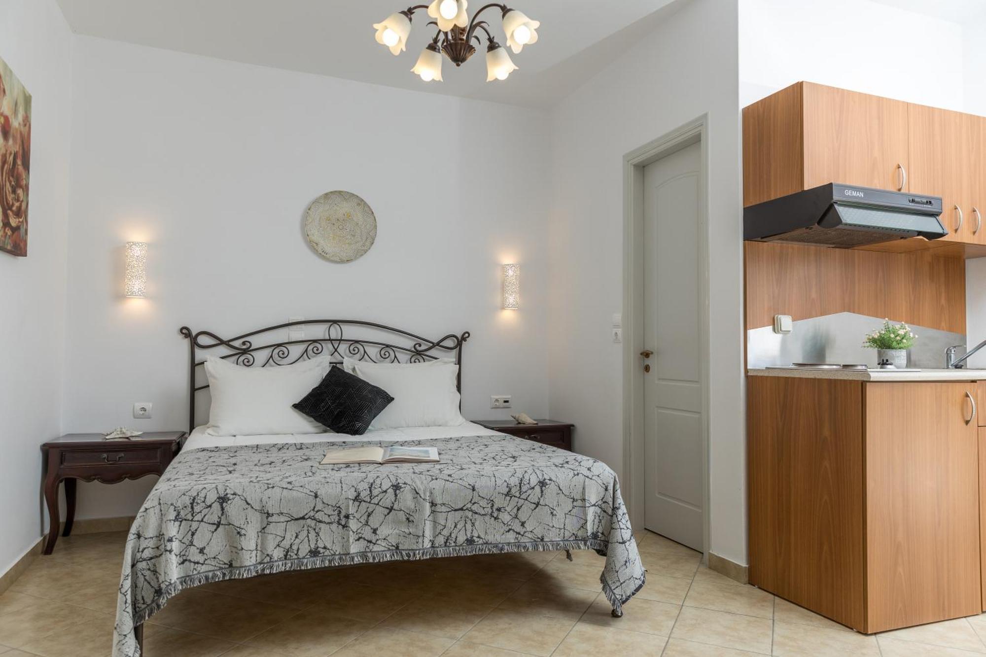 Marine Dream Apartment Plaka  Bagian luar foto