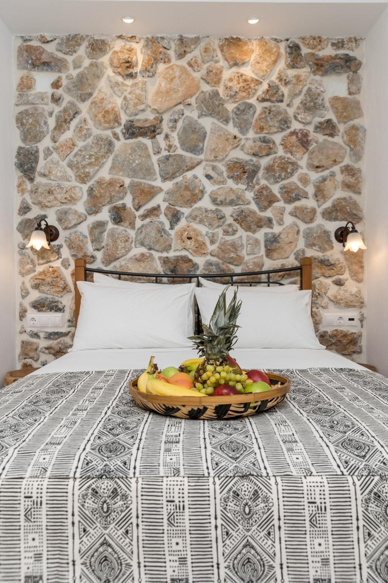 Marine Dream Apartment Plaka  Bagian luar foto